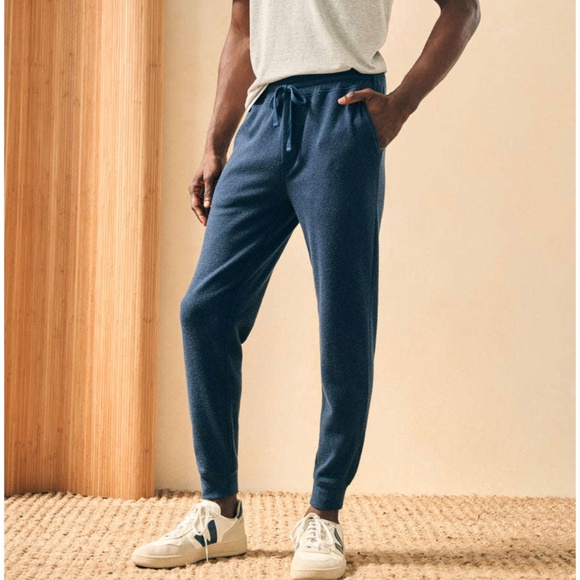 NWT Faherty Legend Sweatpant in Brighton Navy Twill Medium - Picture 2 of 16